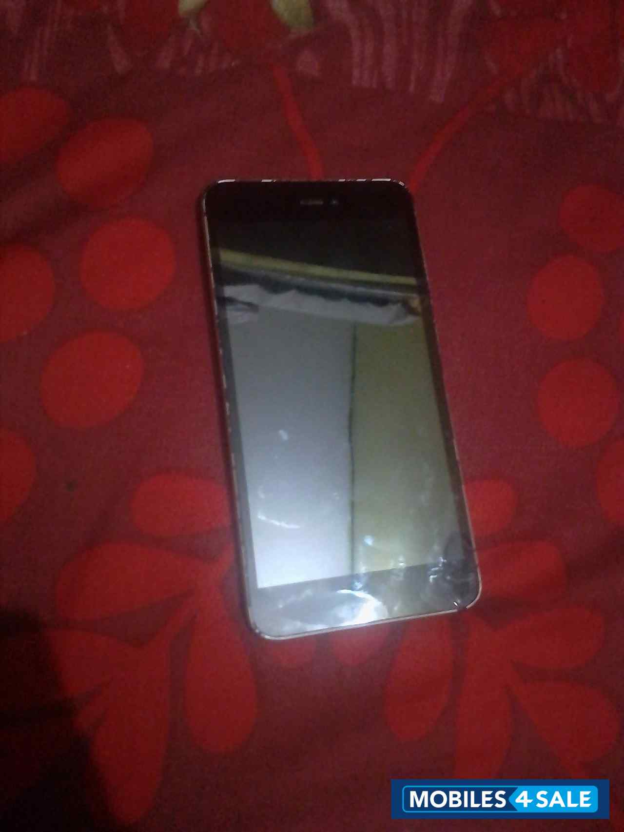 Black Micromax  Q 385