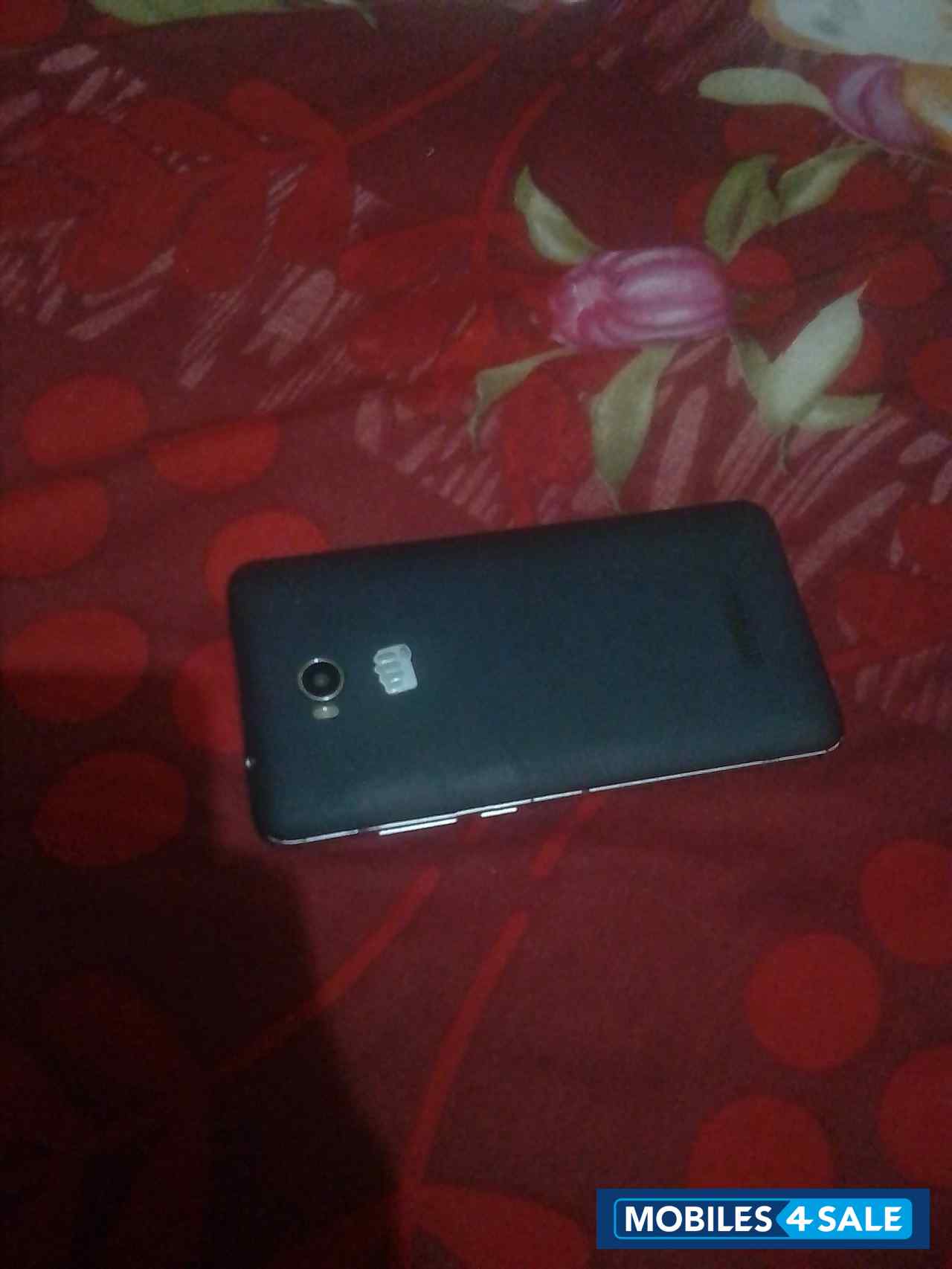 Black Micromax  Q 385