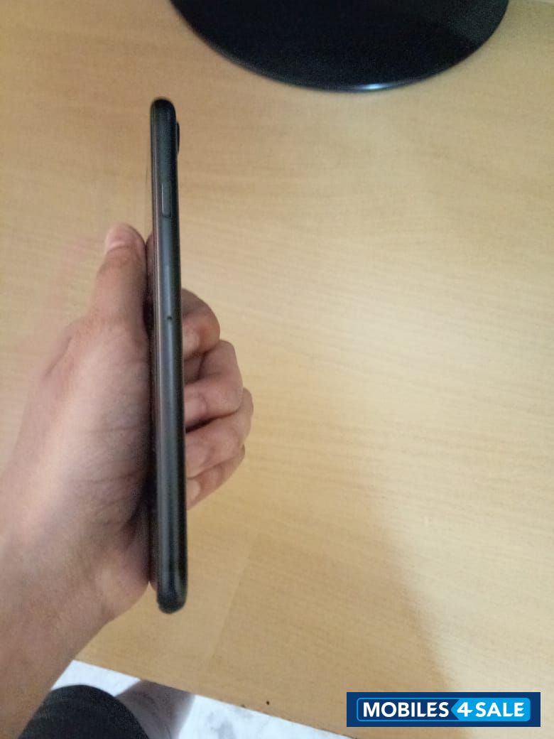 Apple  iPhone 7 32GB