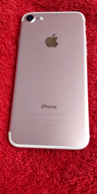 Rose Gold Apple iPhone 7