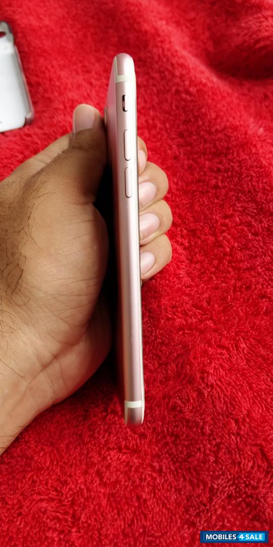 Rose Gold Apple iPhone 7