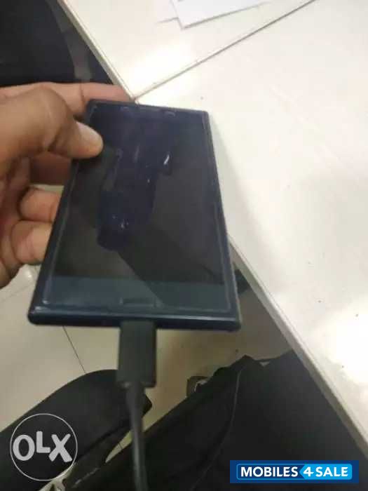 Sony  Xperia XZ