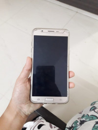Samsung  galaxy j7 2016