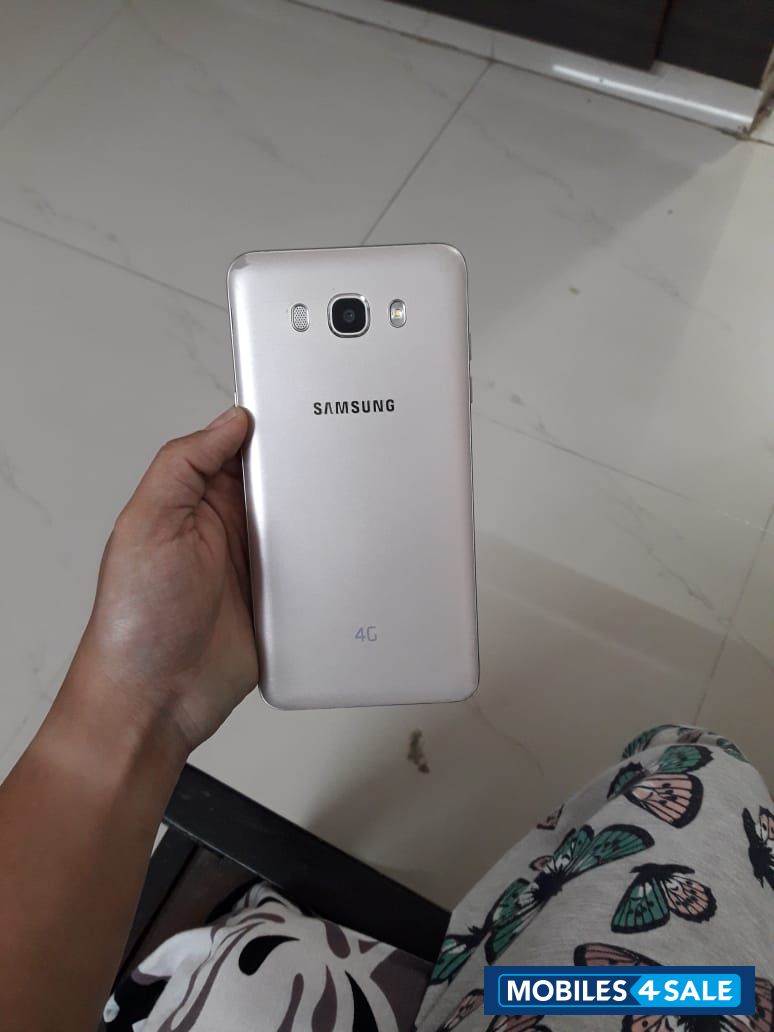 Samsung  galaxy j7 2016