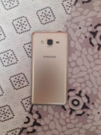 Gold Samsung  Galaxy on7 pro