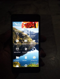 White Microsoft Lumia 550