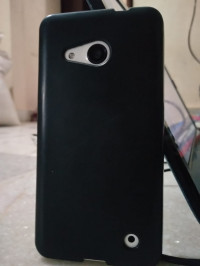 White Microsoft Lumia 550