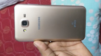 Gold Samsung  Galaxy j7