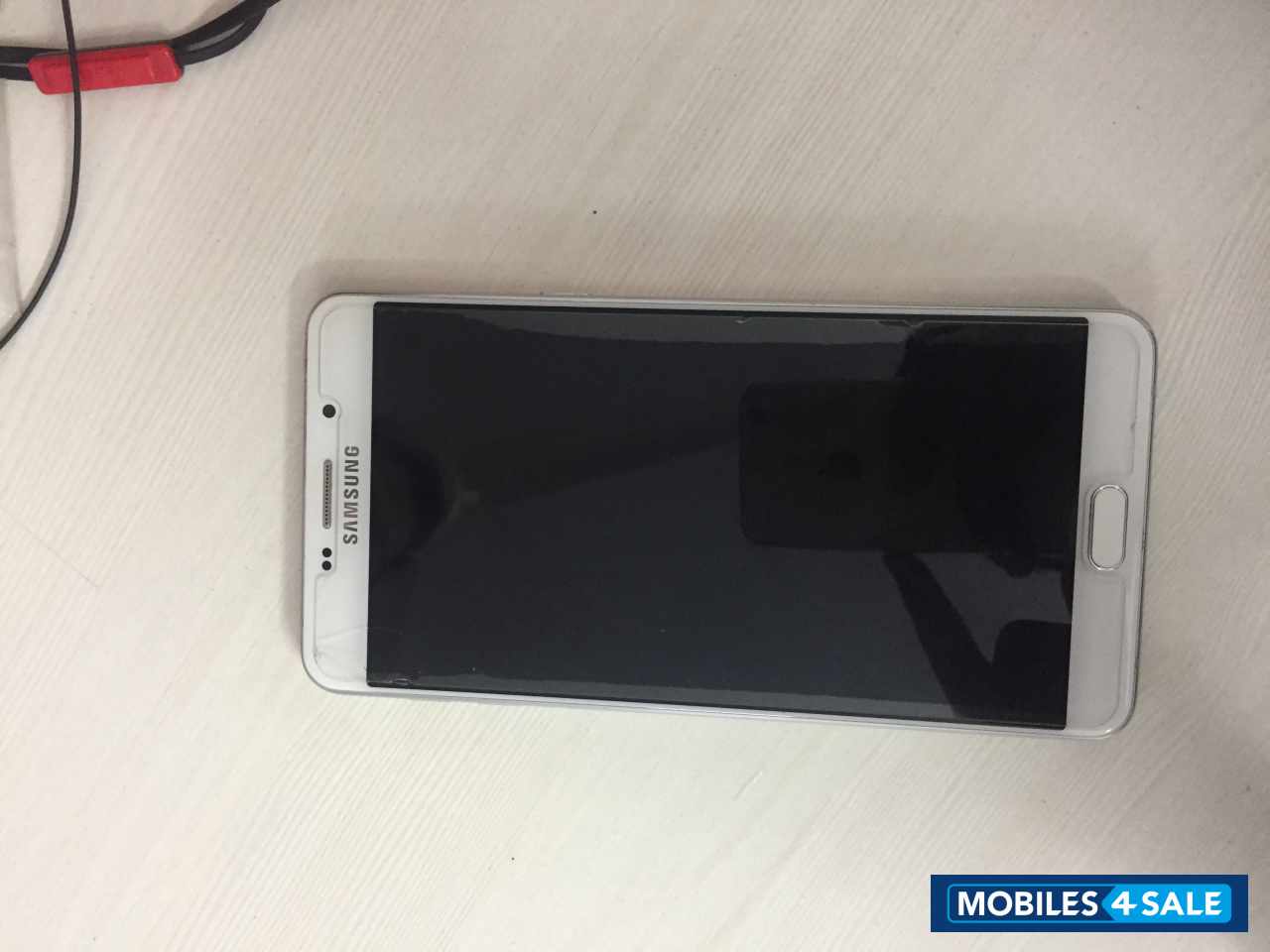 White Samsung  Galaxy A9