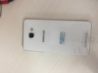 White Samsung Galaxy A9
