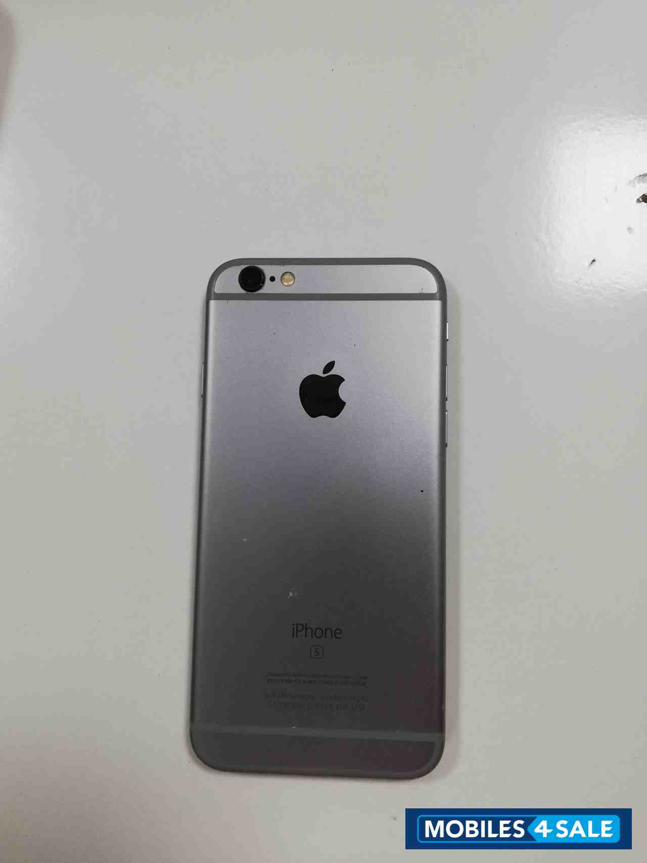 Apple  iPhone 6S 64GB