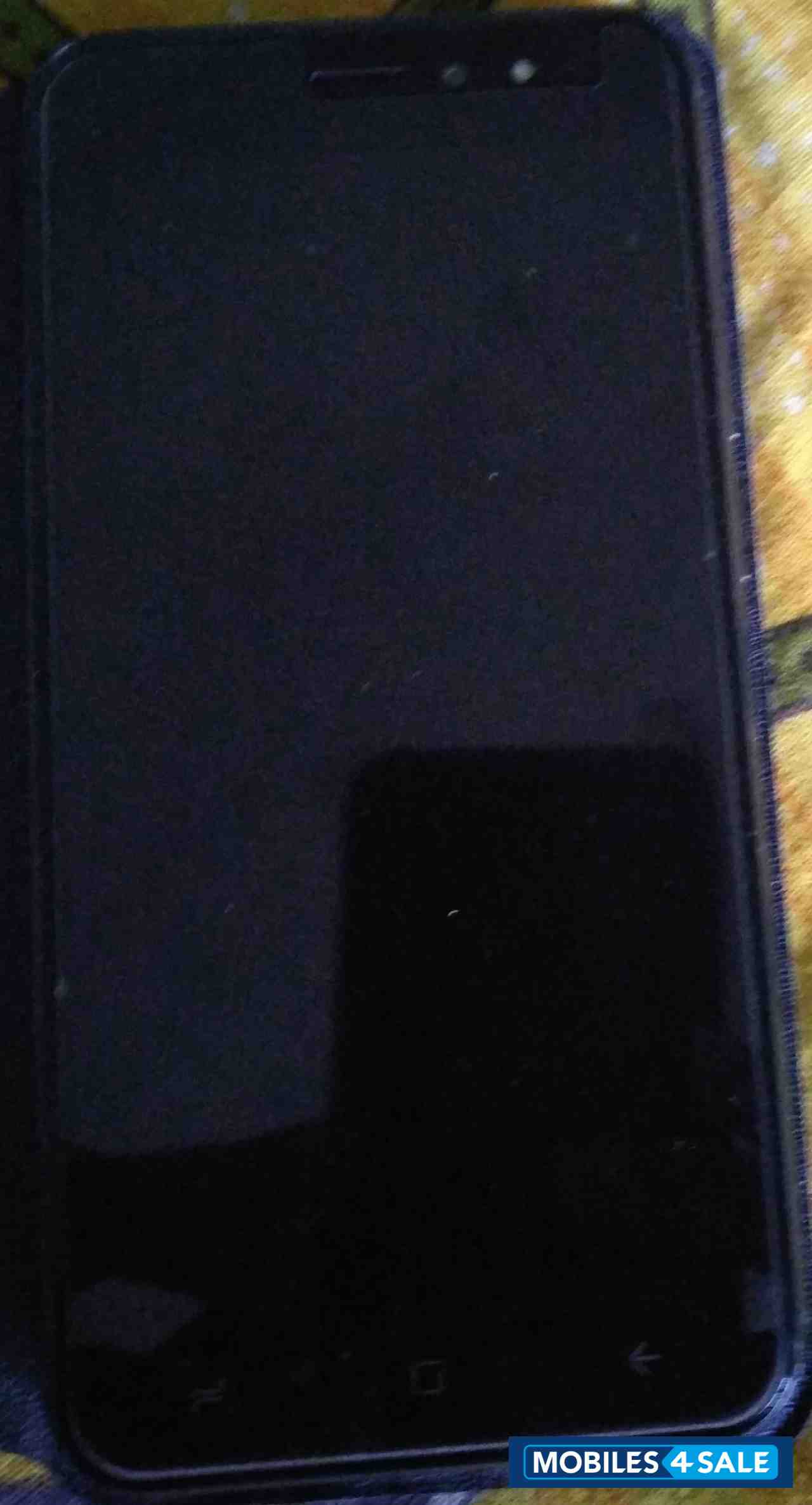 Midnight Black iVooMi  Me3