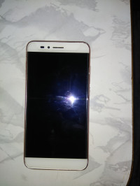 Intex  Aqua S7