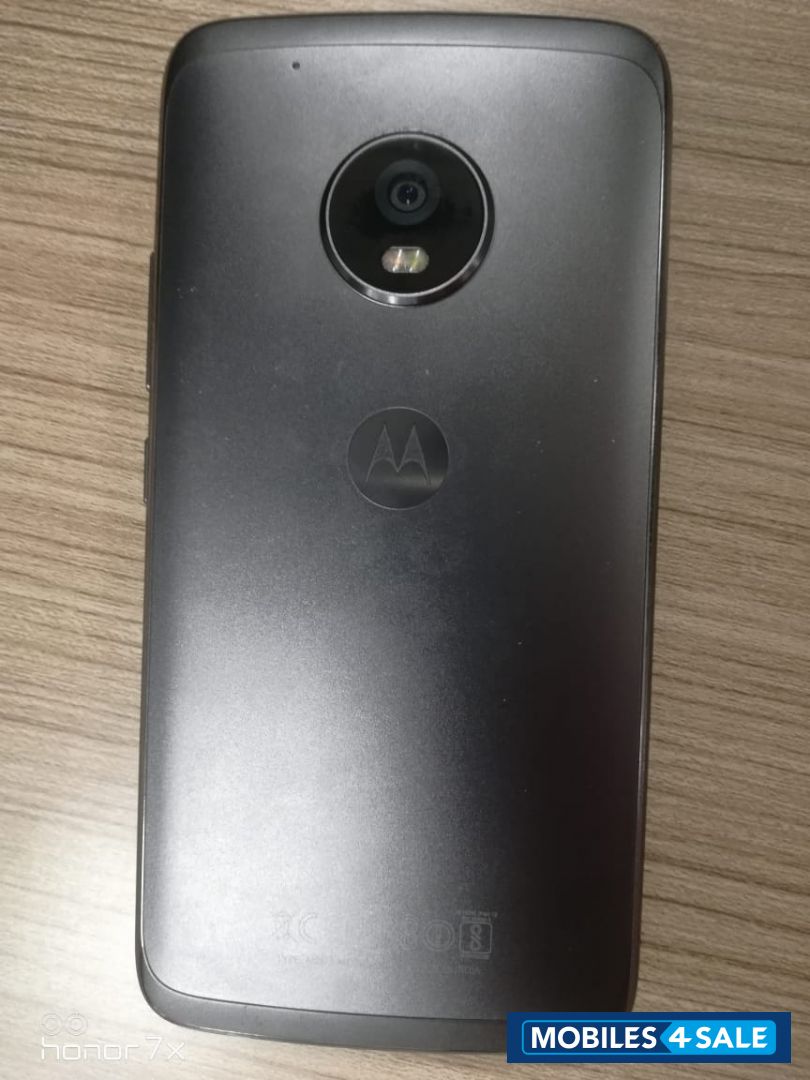 Moto g5 plus