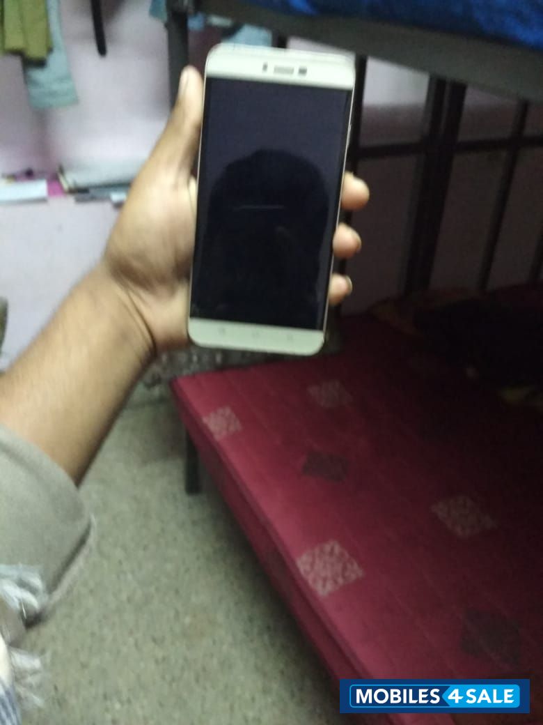 Gold Coolpad  Coolpad note 3s