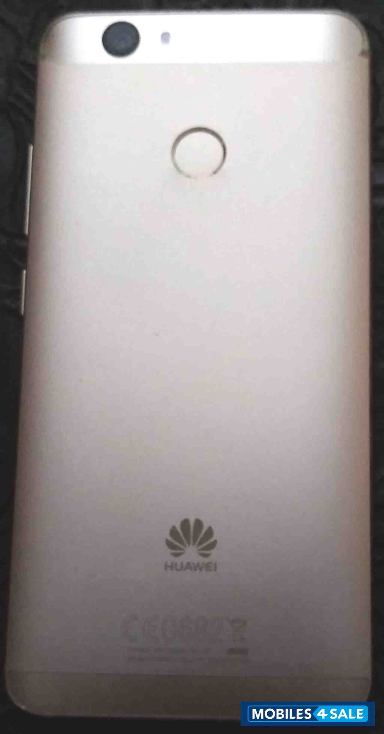 Huawei  Huawei Nova