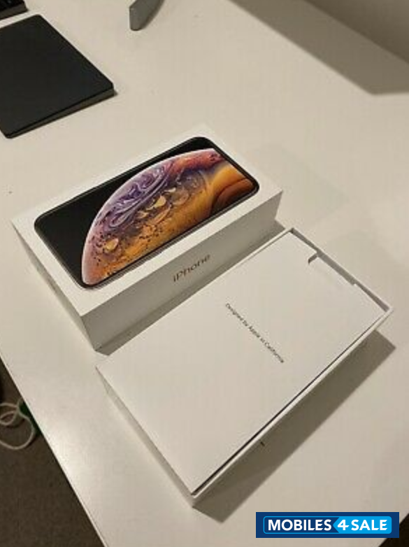 Apple  iPhone x max gold