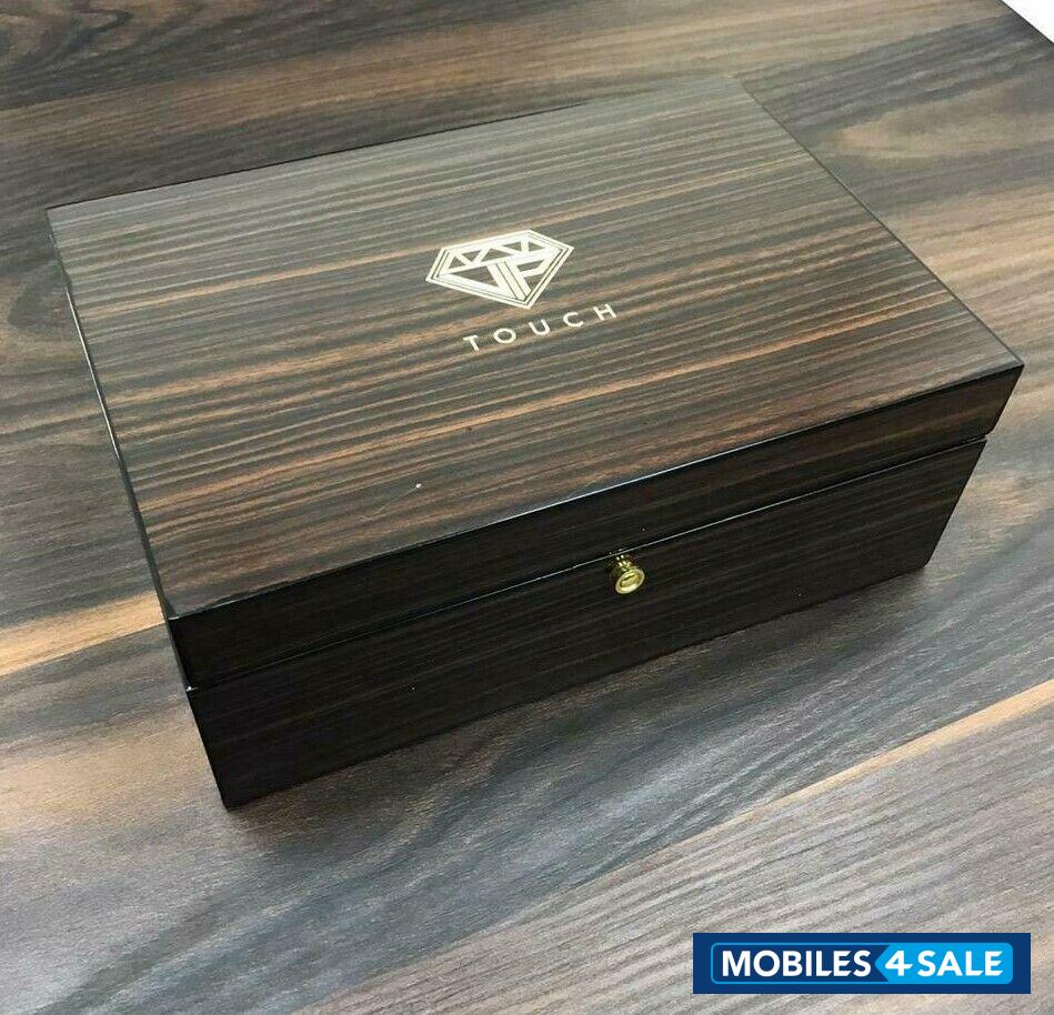 Gold Apple  iphone 11 pro gold