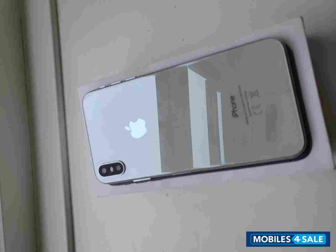 White/ Silver Apple iPhone