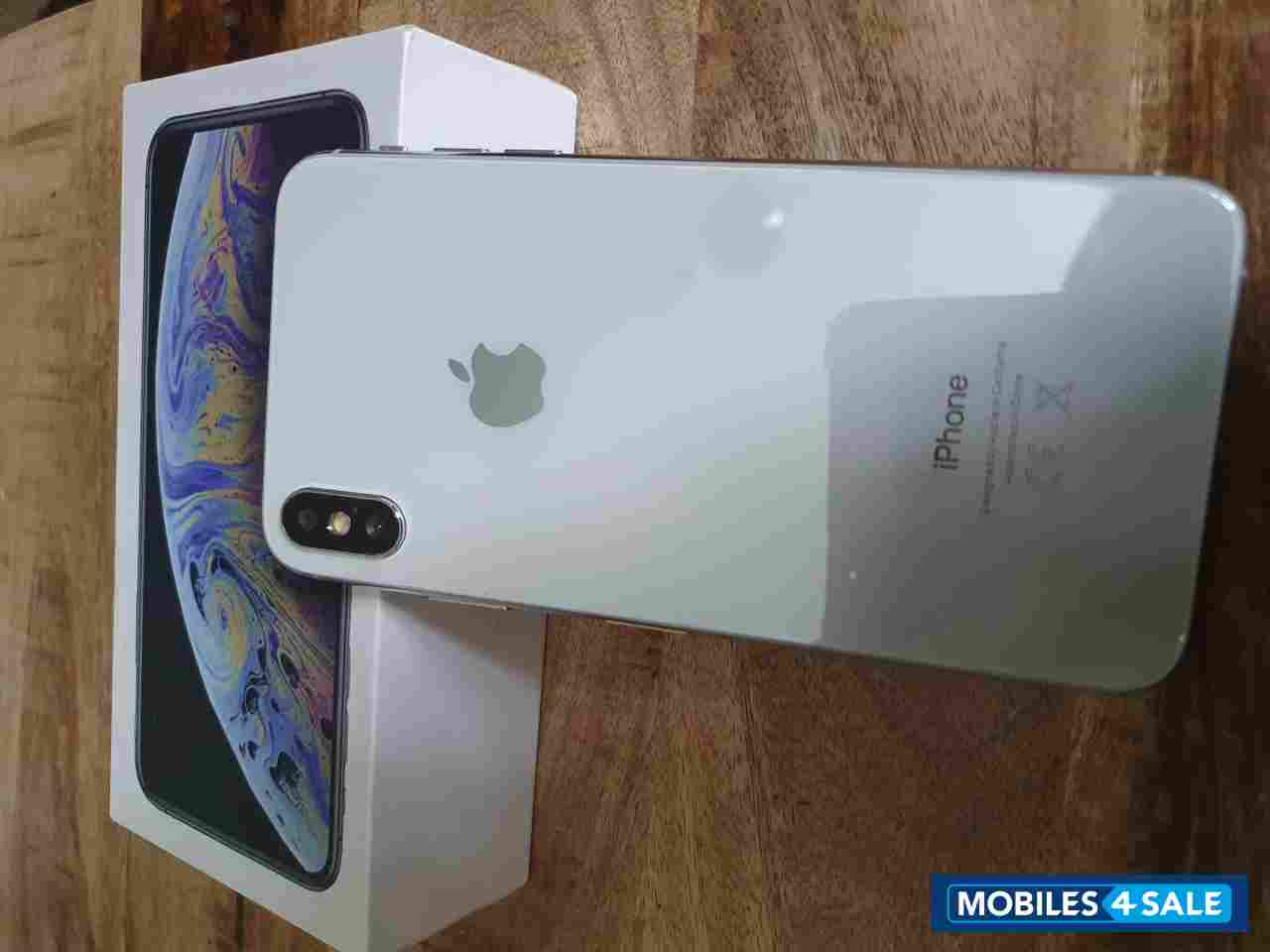 White/ Silver Apple iPhone