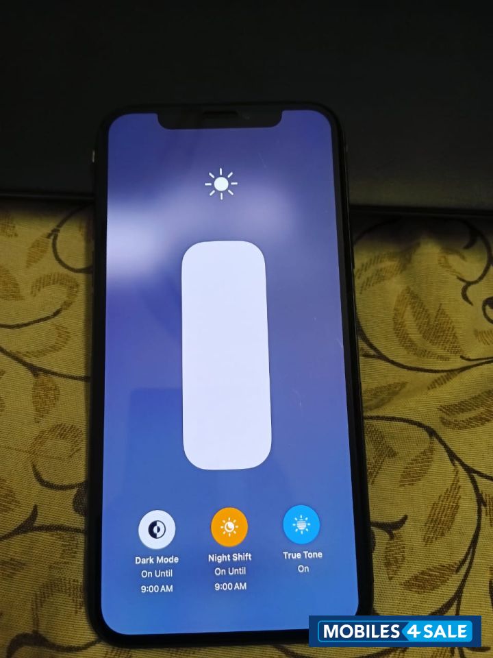 Space Gray Apple  iphone xs