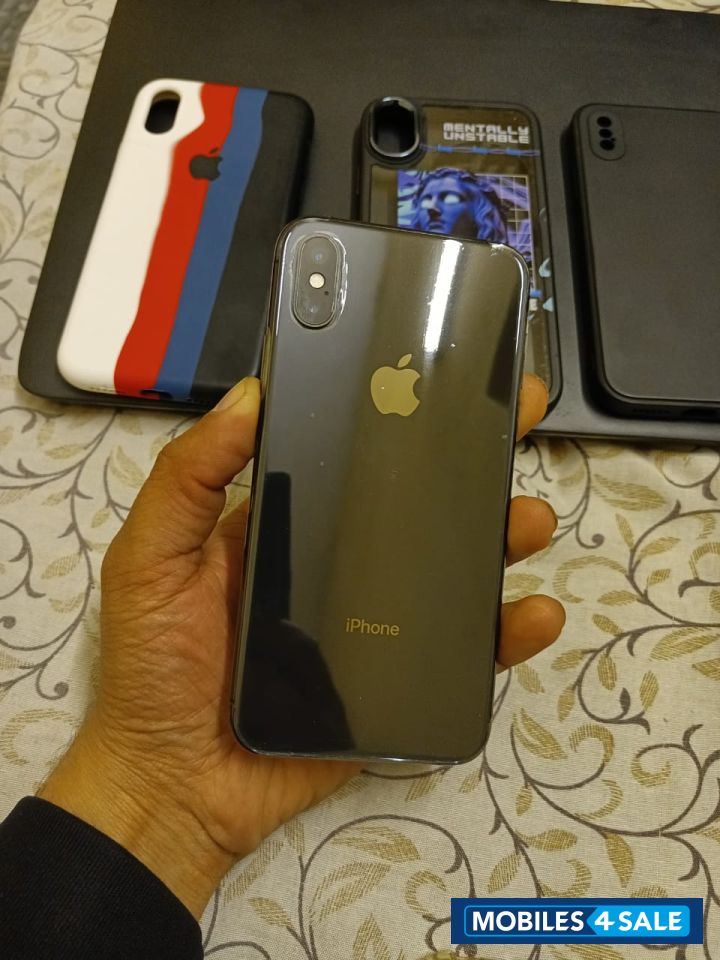 Space Gray Apple  iphone xs