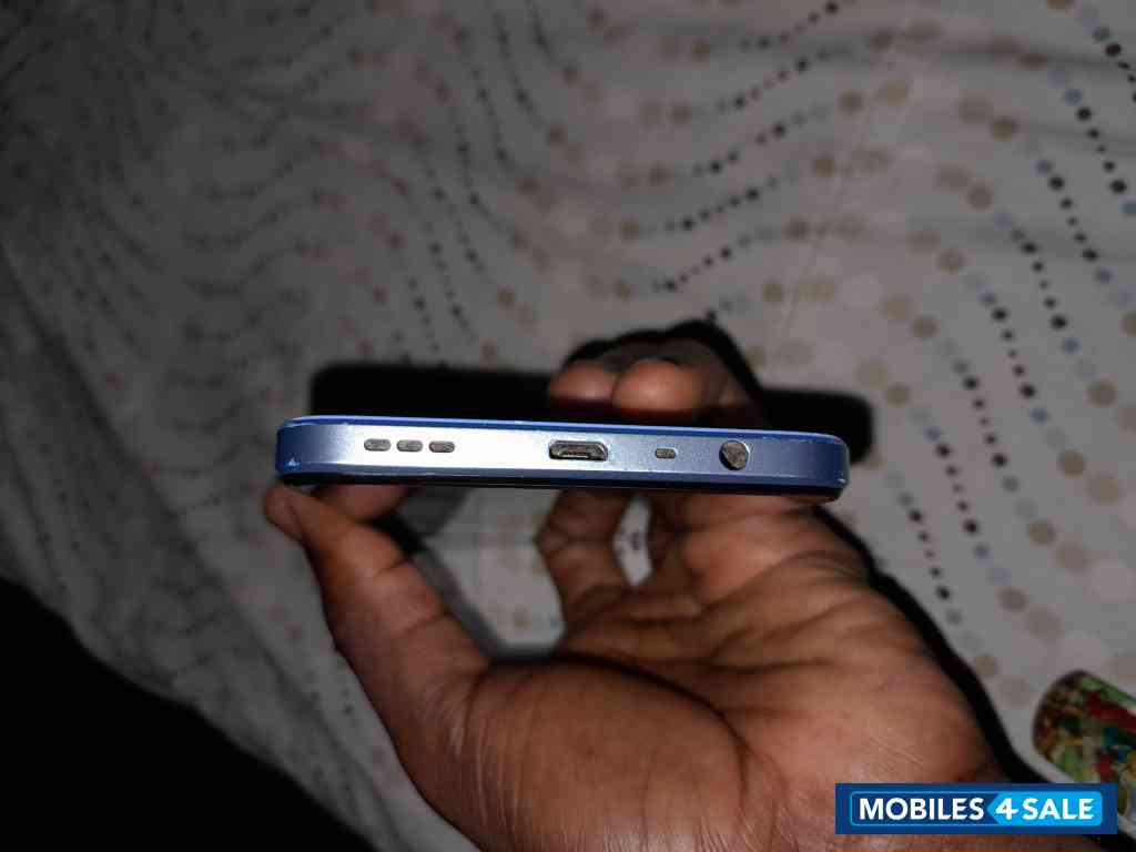 Blue Oppo A17 Blue Oppo A17