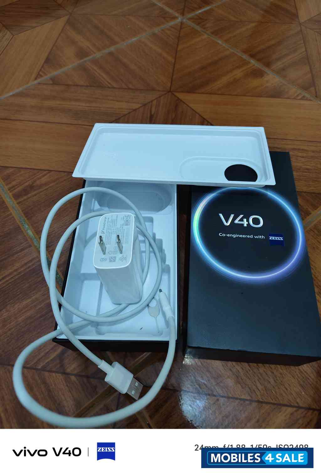Vivo  V40