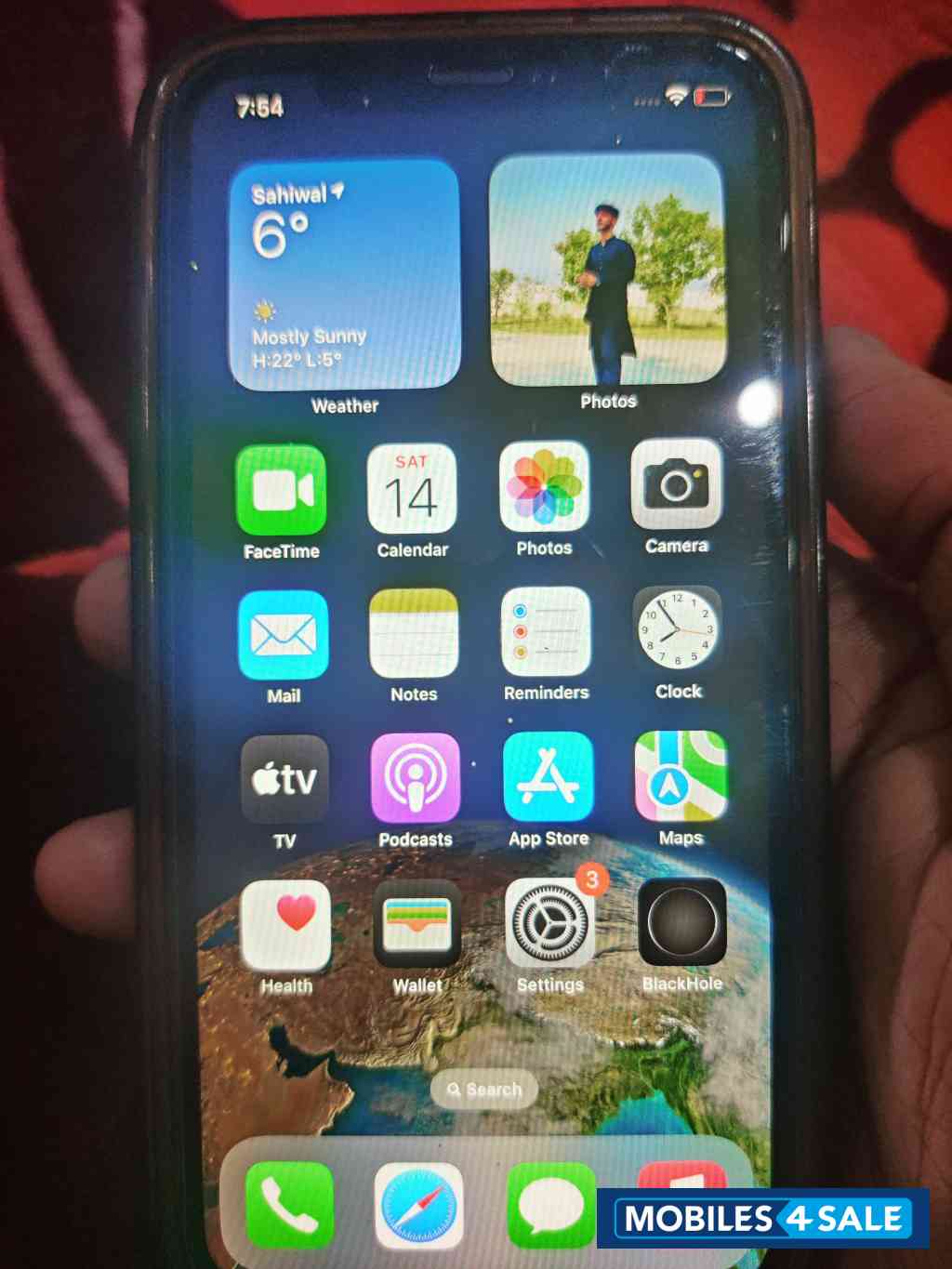 Apple Iphone XR Apple Iphone XR