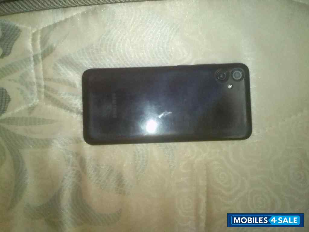 Samsung Galaxy A04 Samsung Galaxy A04