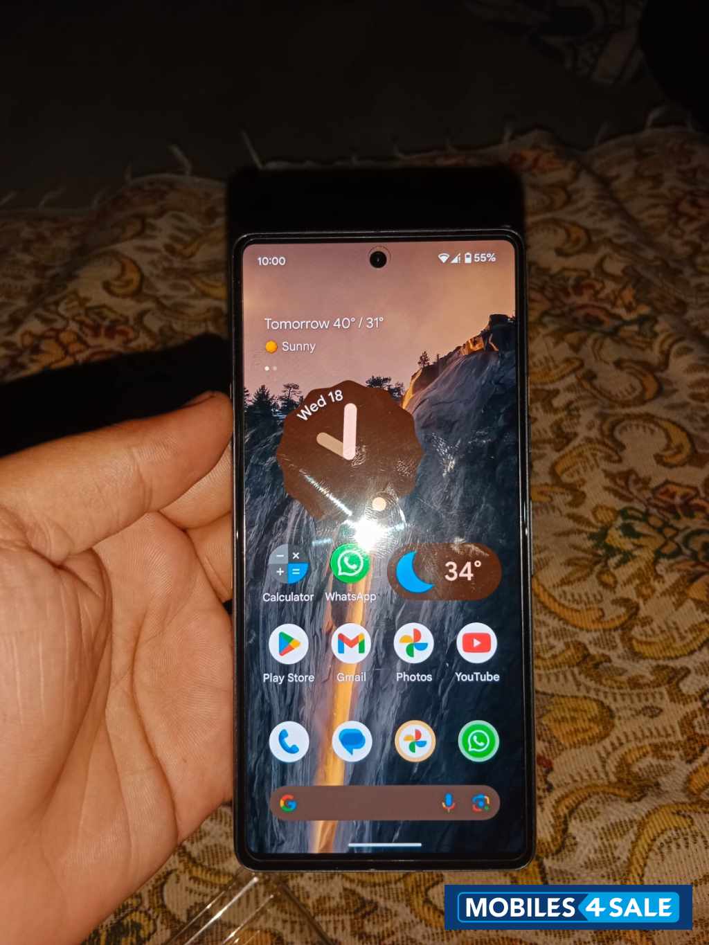 Black Google Pixel 7