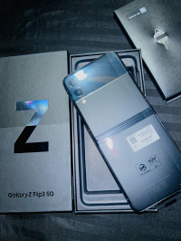Samsung Galaxy Z Flip 3