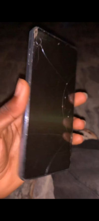 Techno Carmon 20 pro