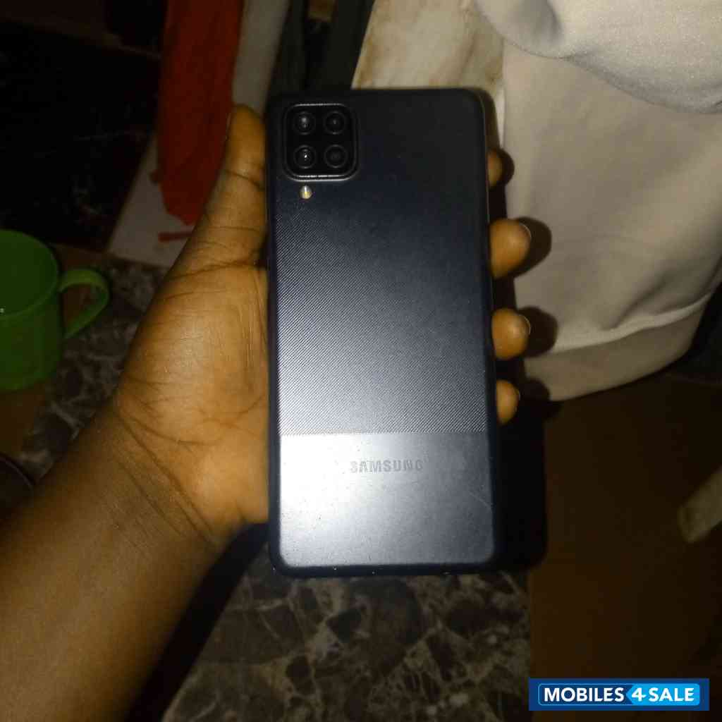 Samsung Galaxy A12