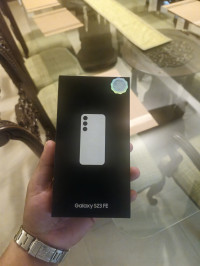 Cream SAMSUNG S23 FE