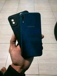 Samsung M10
