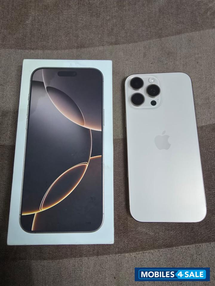 Apple iPhone 16 pro max