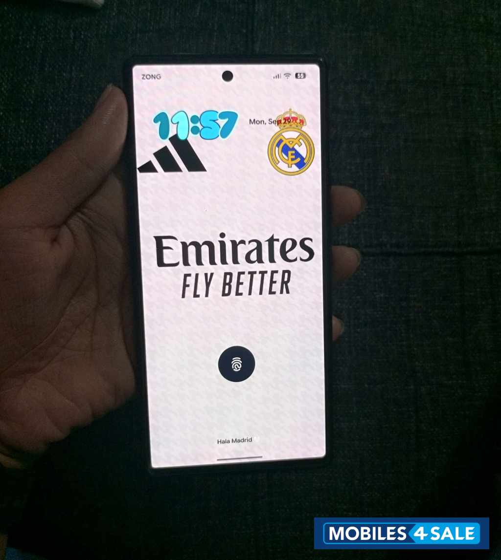 White And Light Green Google pixel Google pixel 6