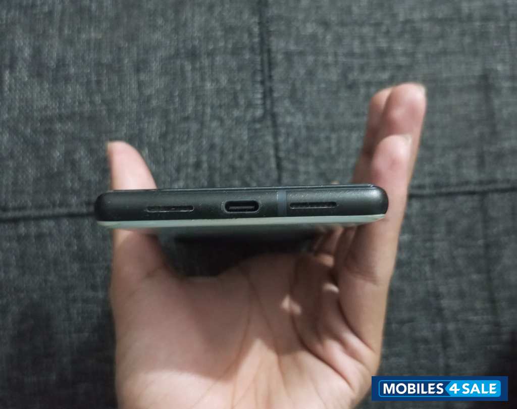 White And Light Green Google pixel Google pixel 6