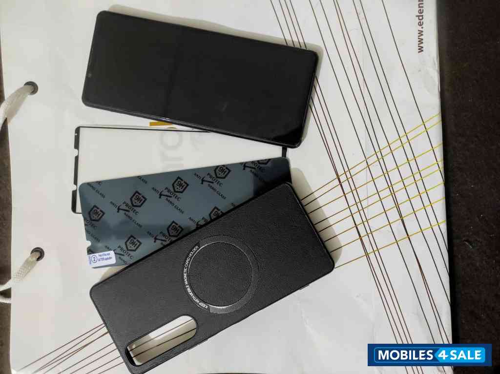 Black Sony Xperia 1 Mark 3