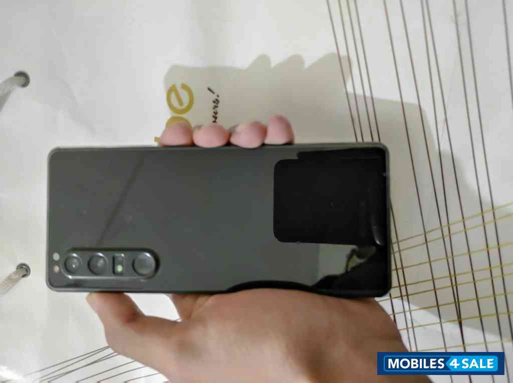 Black Sony Xperia 1 Mark 3