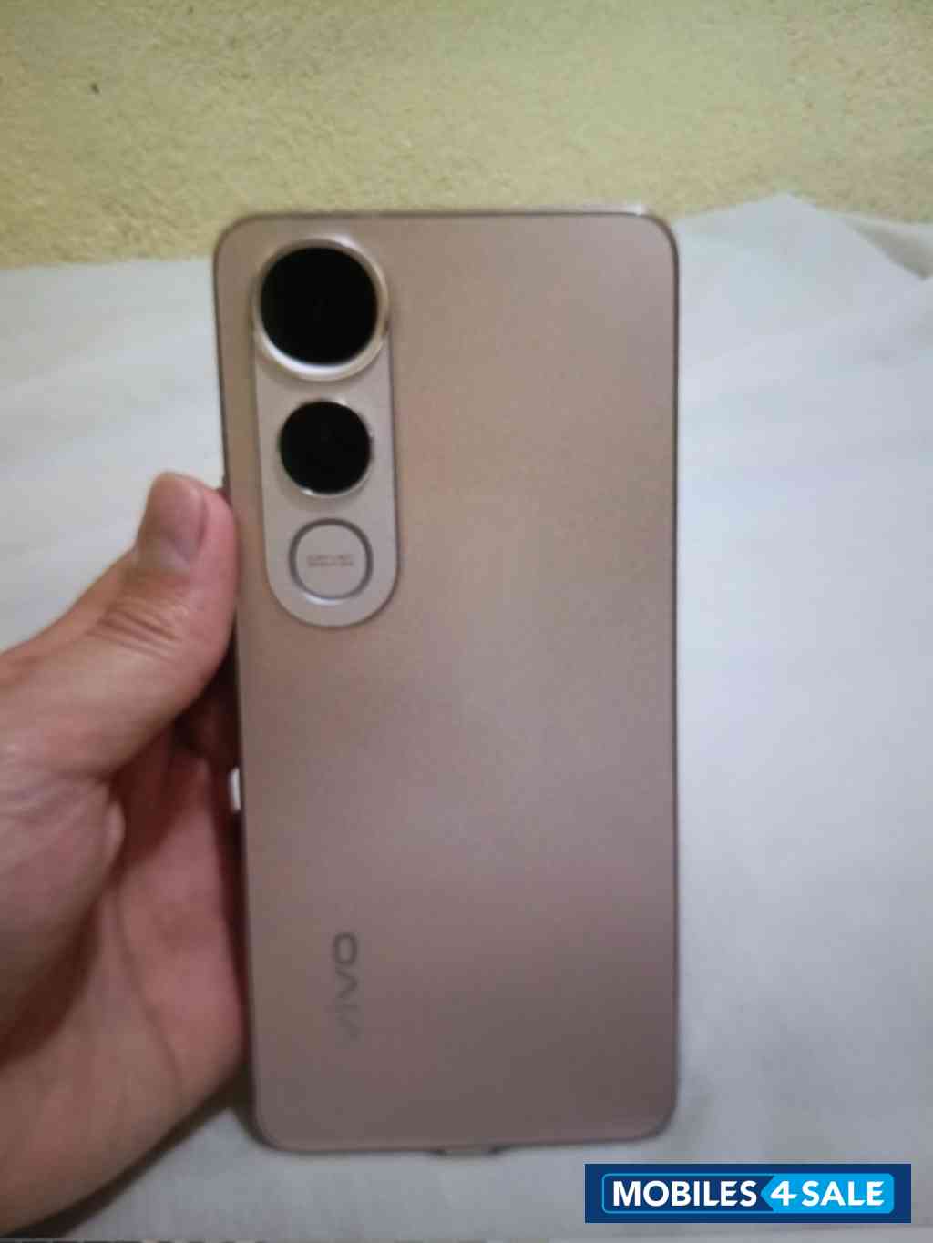 Gold Vivo v50 lite 5g 12GB/512GB