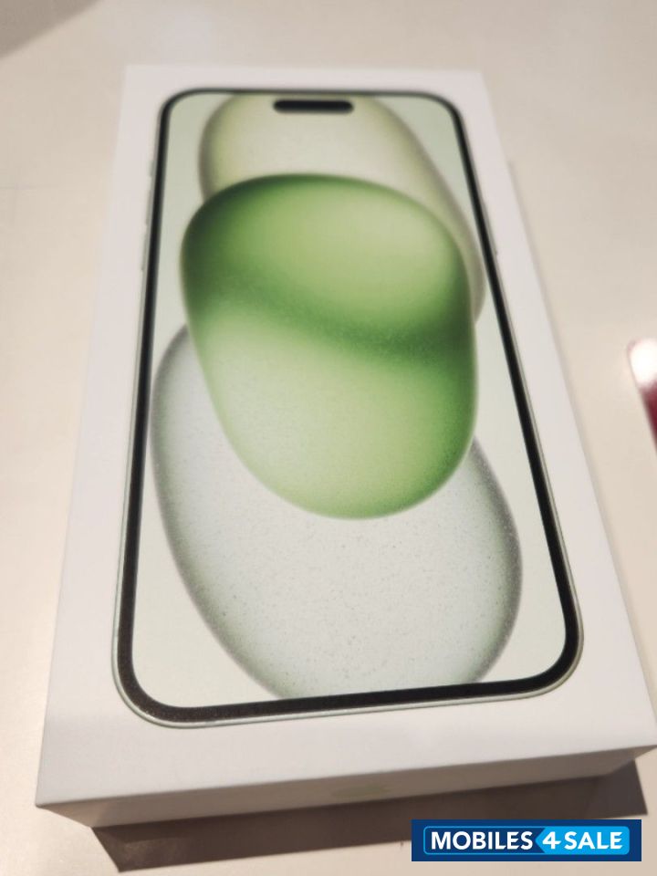 iPhone 15 256GB black