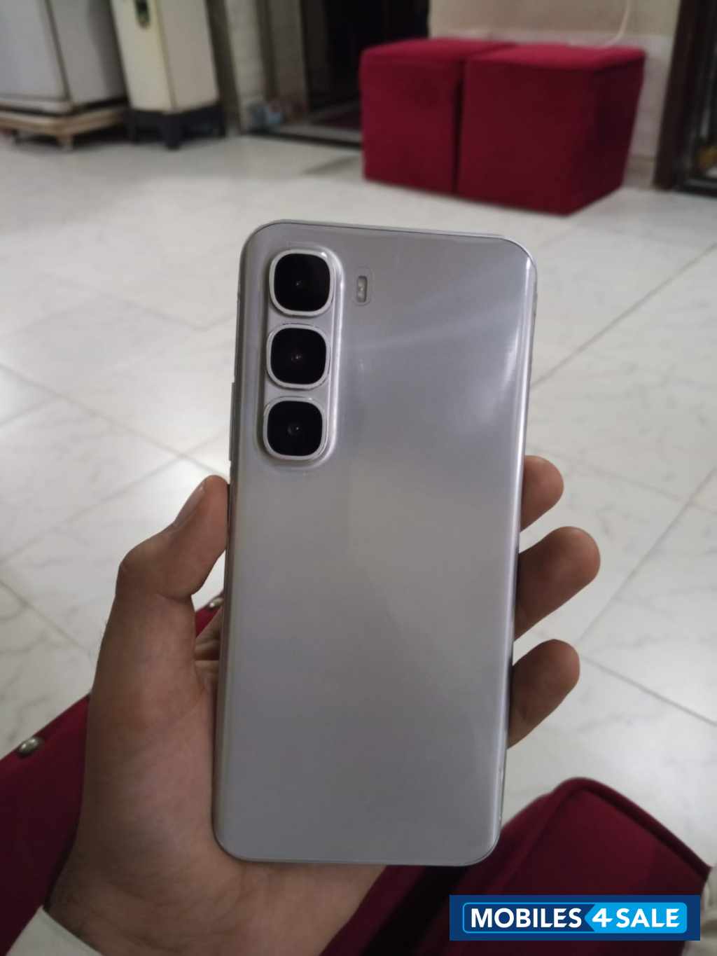 Silver Titanium Infinix Hot 60 pro plus Silver Titanium Infinix Hot 60 pro plus