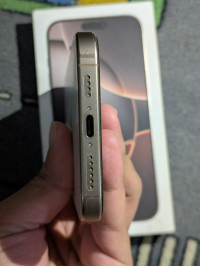 Desert Titanium Iphone 16 pro max