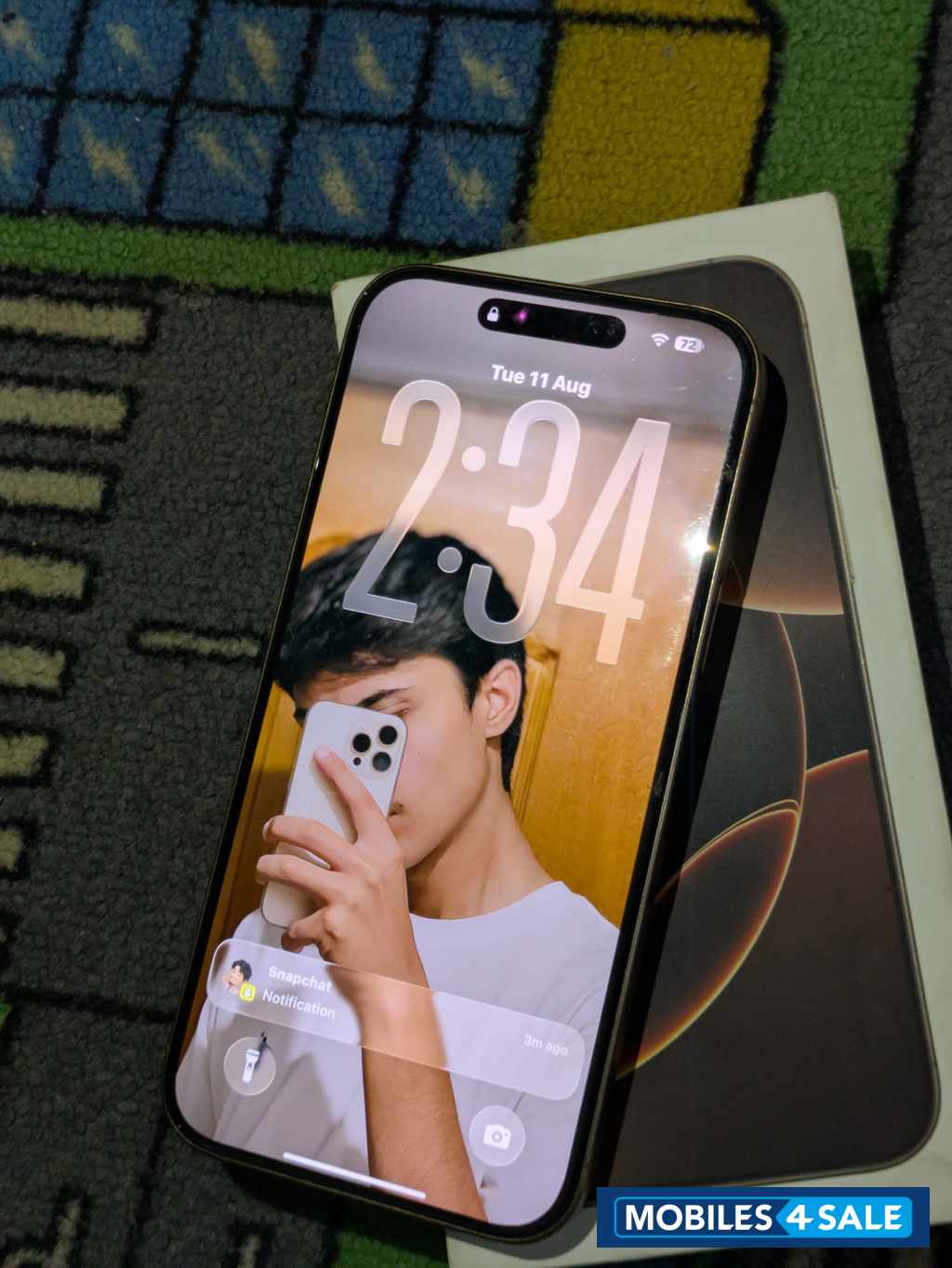 Desert Titanium Iphone 16 pro max