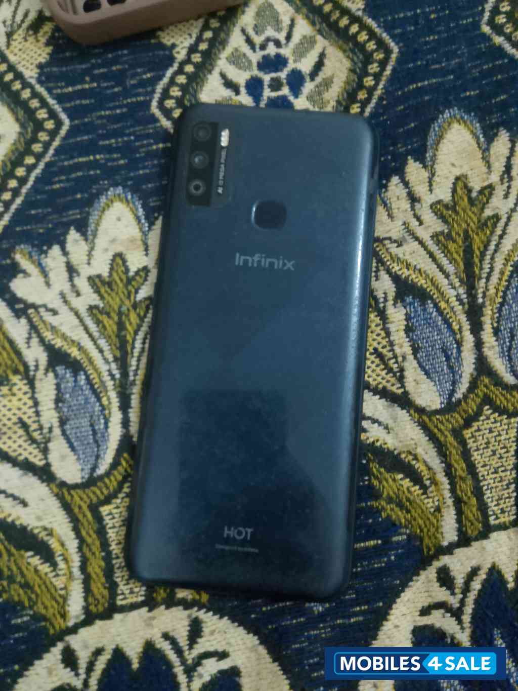 Blue Realme Hot 9 Play Blue Realme Hot 9 Play