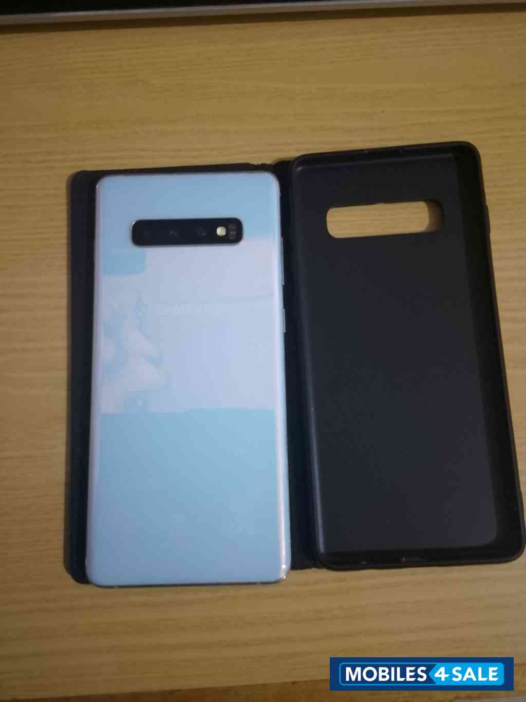 Samsung S10 Plus SM-G975NZWAKOO